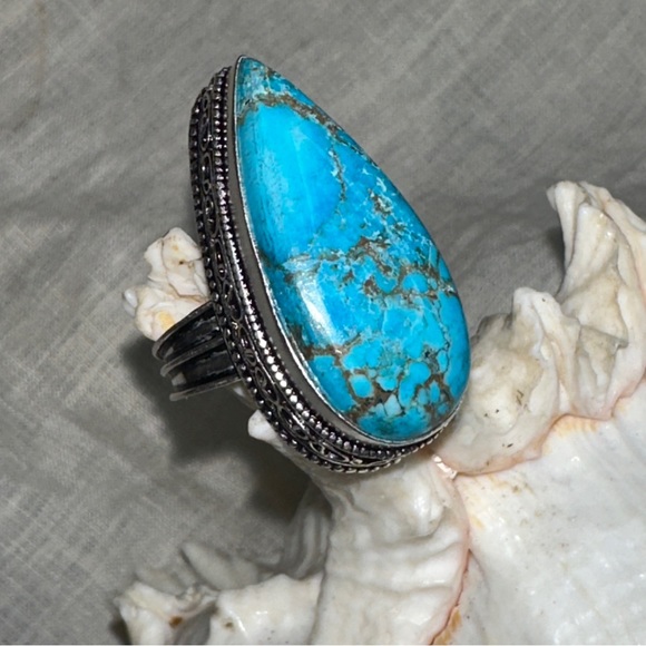 Genuine Kingman Turquoise handcrafted teardrop vintage Ring - Picture 6 of 11